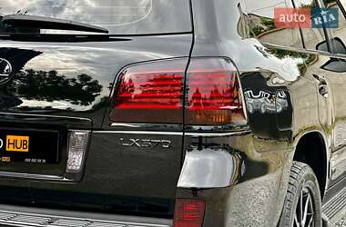 Внедорожник / Кроссовер Lexus LX 2008 в 