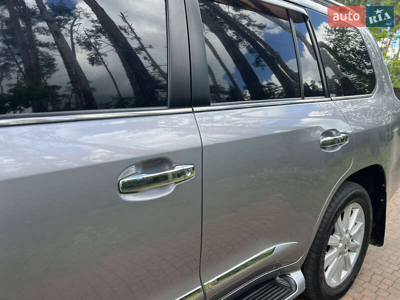 Позашляховик / Кросовер Lexus LX 2008 в Києві