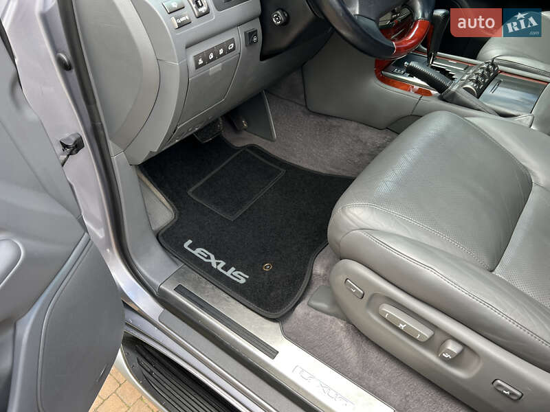 Позашляховик / Кросовер Lexus LX 2008 в Києві