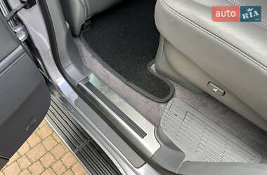 Внедорожник / Кроссовер Lexus LX 2008 в 