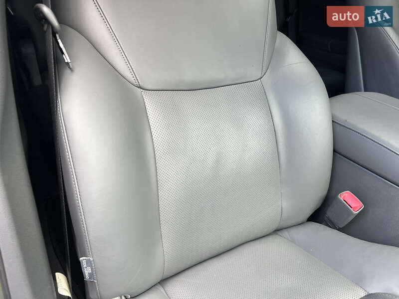 Позашляховик / Кросовер Lexus LX 2008 в Києві