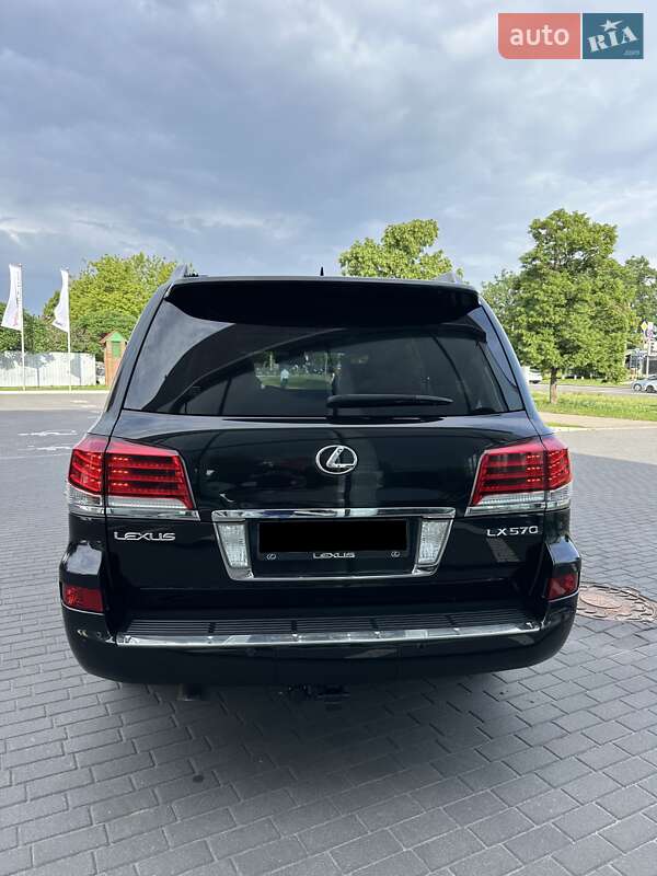 Позашляховик / Кросовер Lexus LX 2014 в Києві