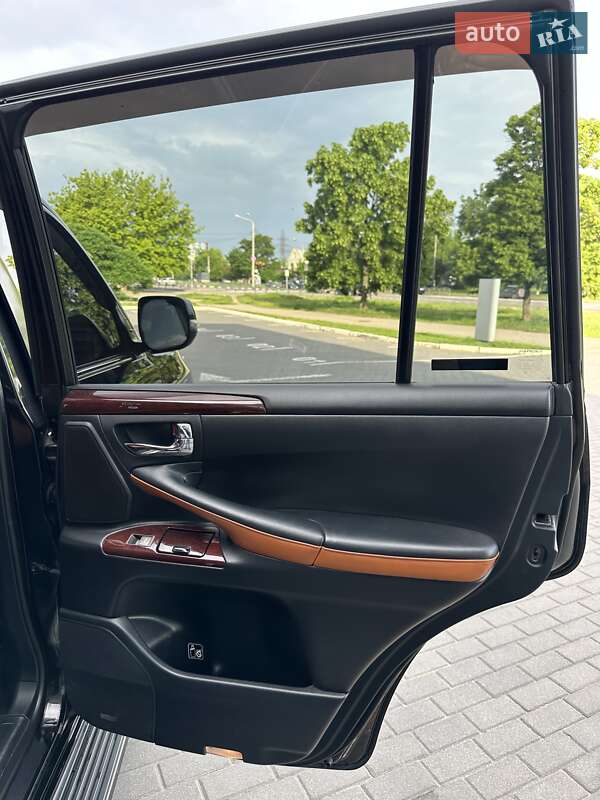 Позашляховик / Кросовер Lexus LX 2014 в Києві