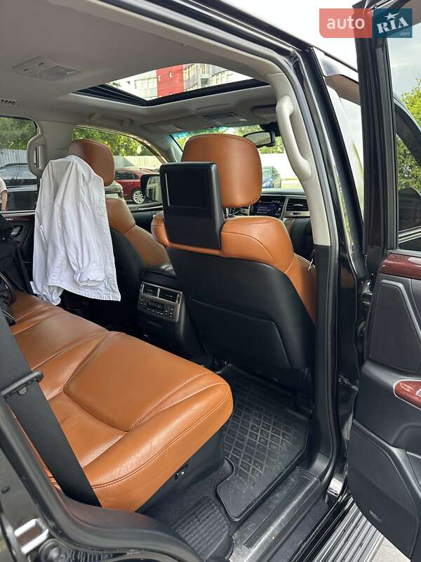 Позашляховик / Кросовер Lexus LX 2014 в Києві