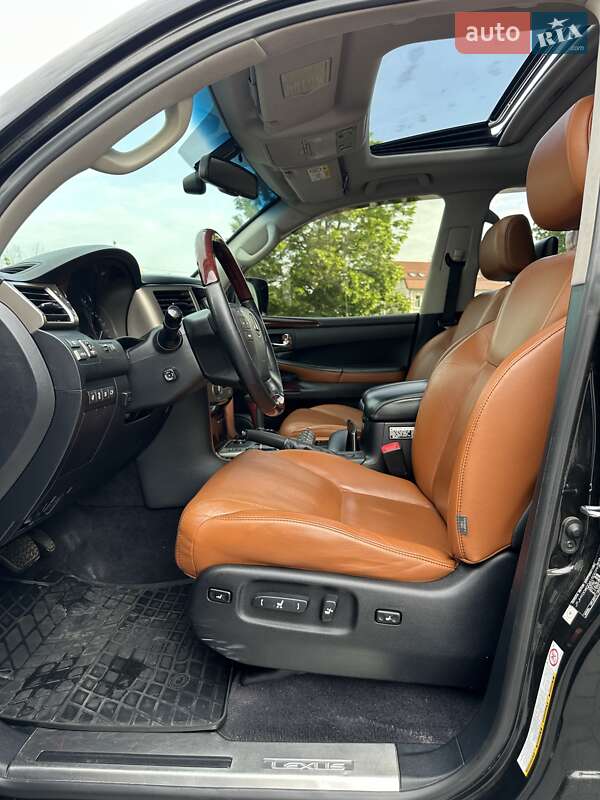 Позашляховик / Кросовер Lexus LX 2014 в Києві