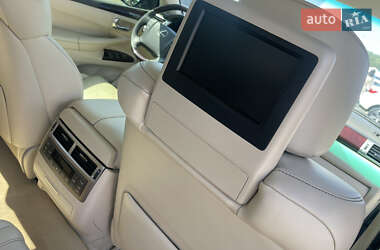 Внедорожник / Кроссовер Lexus LX 2012 в 