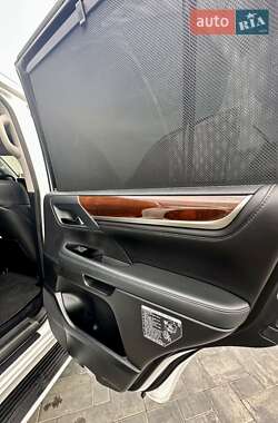 Внедорожник / Кроссовер Lexus LX 2017 в 