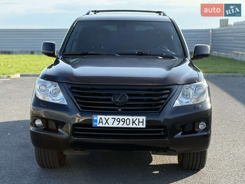 Позашляховик / Кросовер Lexus LX 2008 в Харкові