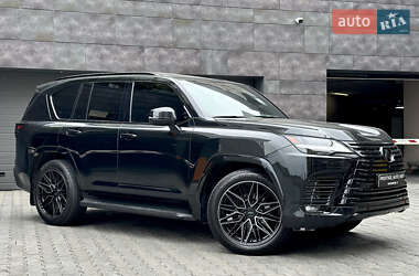 Внедорожник / Кроссовер Lexus LX 2022 в 