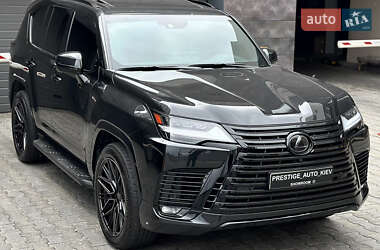 Внедорожник / Кроссовер Lexus LX 2022 в 