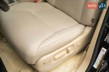 Внедорожник / Кроссовер Lexus LX 2010 в 