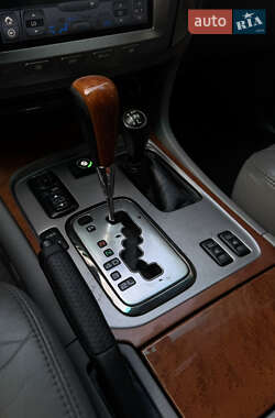 Внедорожник / Кроссовер Lexus LX 2005 в 