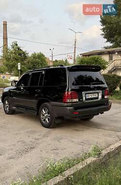 Позашляховик / Кросовер Lexus LX 2004 в 