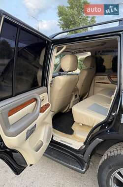 Позашляховик / Кросовер Lexus LX 2004 в 