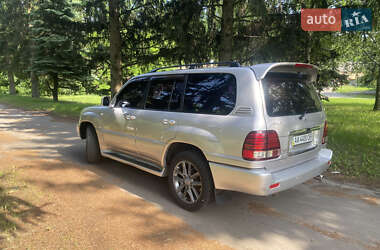 Внедорожник / Кроссовер Lexus LX 2003 в 
