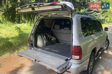 Внедорожник / Кроссовер Lexus LX 2003 в 