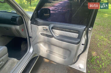 Внедорожник / Кроссовер Lexus LX 2003 в 