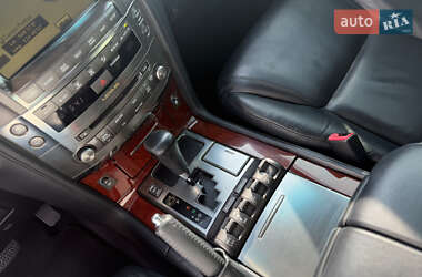 Внедорожник / Кроссовер Lexus LX 2011 в 