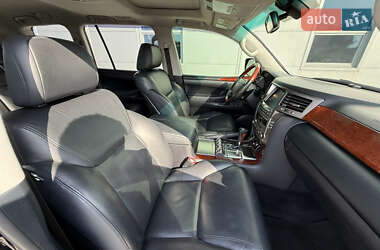 Внедорожник / Кроссовер Lexus LX 2011 в 