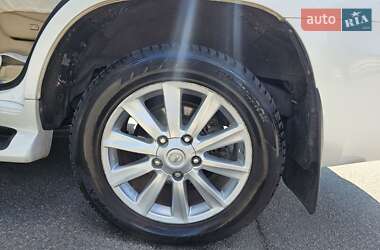 Внедорожник / Кроссовер Lexus LX 2008 в 