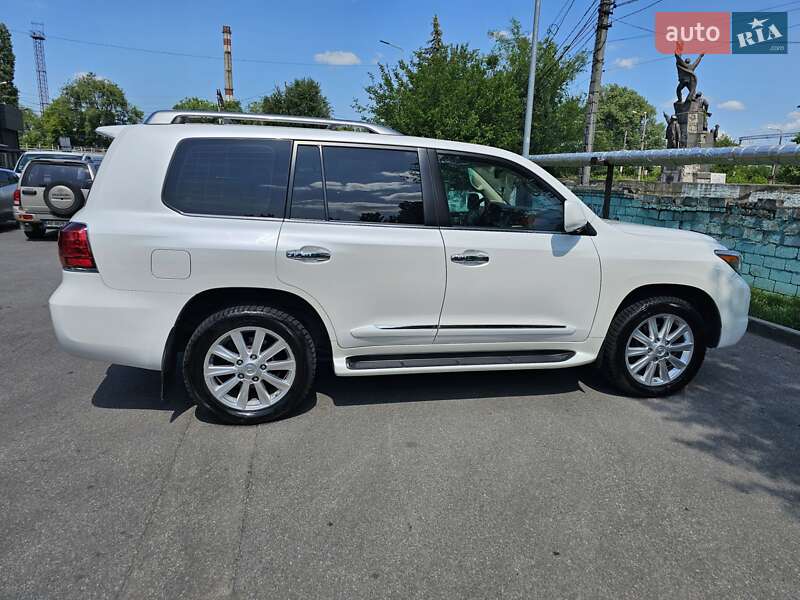 Внедорожник / Кроссовер Lexus LX 2008 в Днепре
