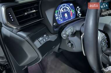 Внедорожник / Кроссовер Lexus LX 2023 в 