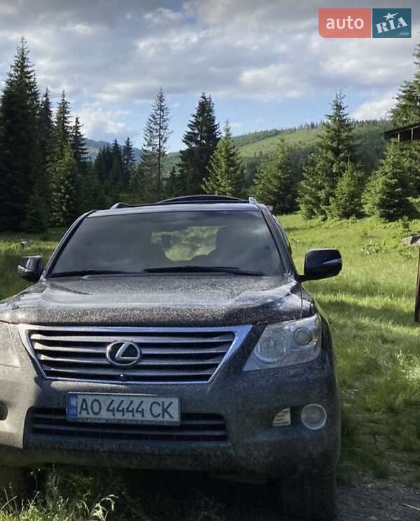 Позашляховик / Кросовер Lexus LX 2008 в 