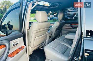 Внедорожник / Кроссовер Lexus LX 2006 в 