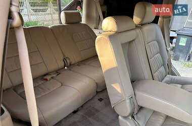 Внедорожник / Кроссовер Lexus LX 2006 в 