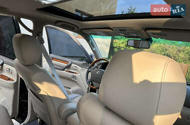 Внедорожник / Кроссовер Lexus LX 2006 в 