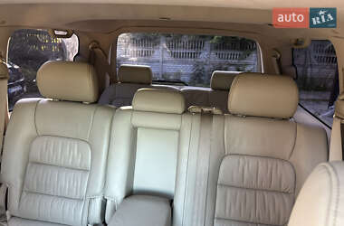 Внедорожник / Кроссовер Lexus LX 2006 в 