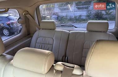 Внедорожник / Кроссовер Lexus LX 2006 в 