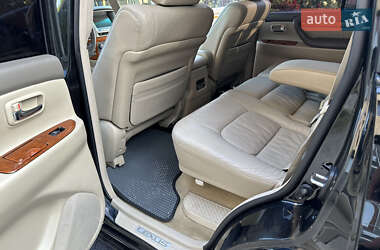 Внедорожник / Кроссовер Lexus LX 2006 в 