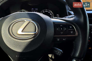Внедорожник / Кроссовер Lexus LX 2019 в 