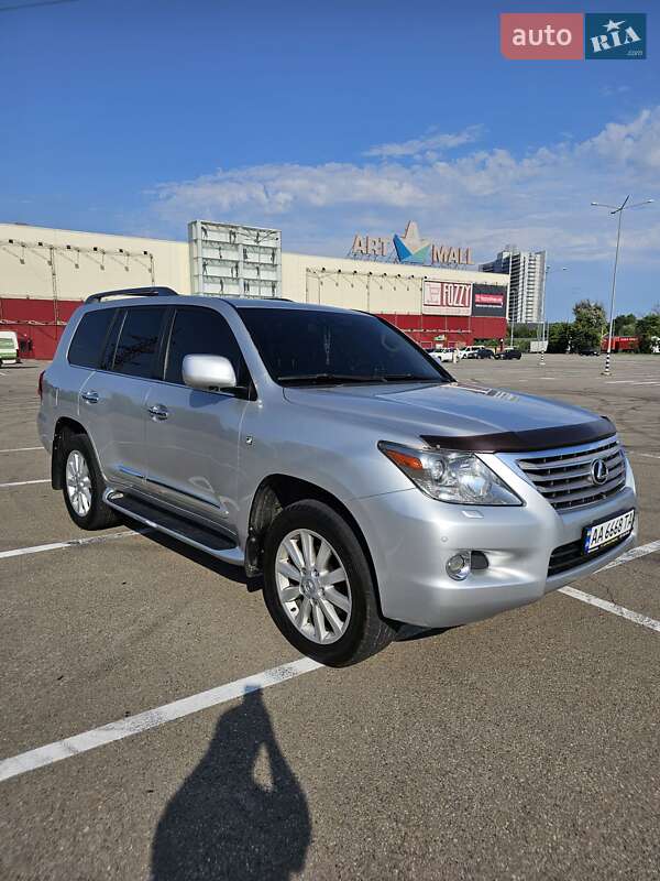 Позашляховик / Кросовер Lexus LX 2008 в Києві