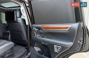 Позашляховик / Кросовер Lexus LX 2016 в 