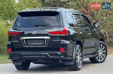Позашляховик / Кросовер Lexus LX 2016 в 