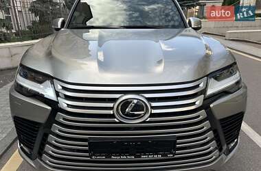 Позашляховик / Кросовер Lexus LX 2022 в 