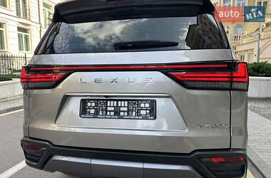 Позашляховик / Кросовер Lexus LX 2022 в 