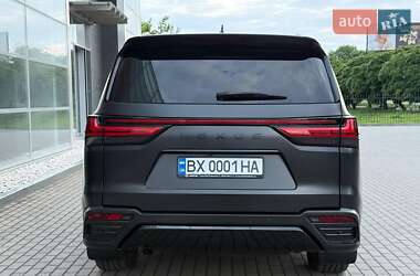 Внедорожник / Кроссовер Lexus LX 2023 в 