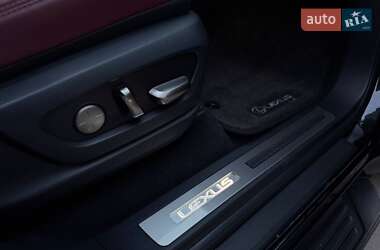 Внедорожник / Кроссовер Lexus LX 2023 в 