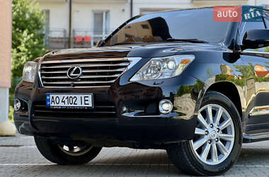 Позашляховик / Кросовер Lexus LX 2008 в 
