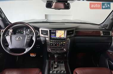 Внедорожник / Кроссовер Lexus LX 2014 в 