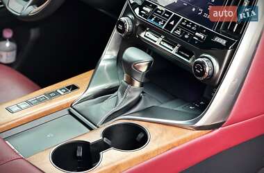 Позашляховик / Кросовер Lexus LX 2022 в 