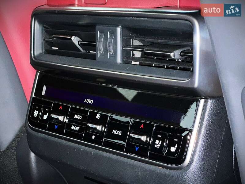 Внедорожник / Кроссовер Lexus LX 2022 в Киеве фото 27 Внедорожник / Кроссовер Lexus LX 2022 в Киеве