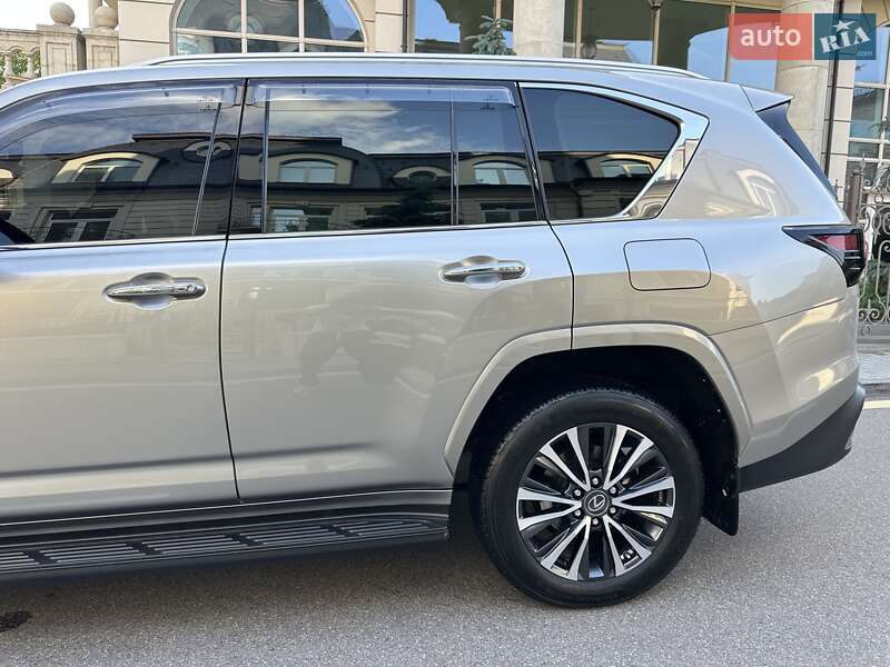 Внедорожник / Кроссовер Lexus LX 2022 в Киеве