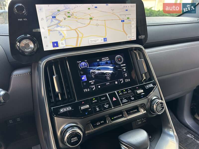 Внедорожник / Кроссовер Lexus LX 2022 в Киеве