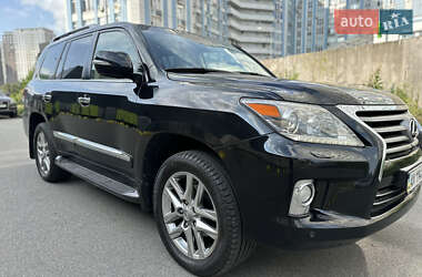 Внедорожник / Кроссовер Lexus LX 2012 в 