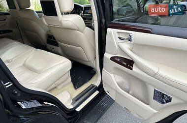 Внедорожник / Кроссовер Lexus LX 2012 в 
