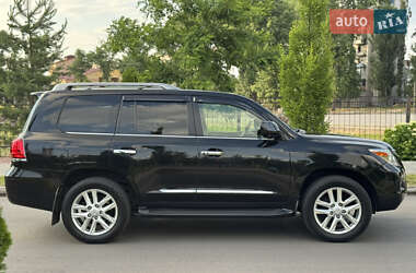 Внедорожник / Кроссовер Lexus LX 2011 в 